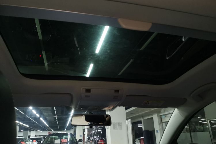 大众 高尔夫 2019款 200TSI DSG舒适进取版 国VI中控内饰22