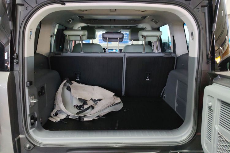 北京越野 北京BJ40 2024款 2.0D 全新刀锋英雄穿越者机舱底盘23