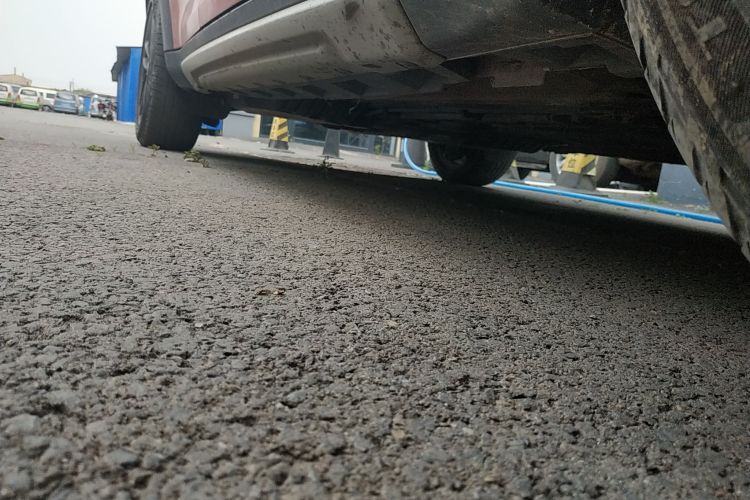 MINI Countryman 2016款 1.6T COOPER ALL4 Fun装备控机舱底盘29