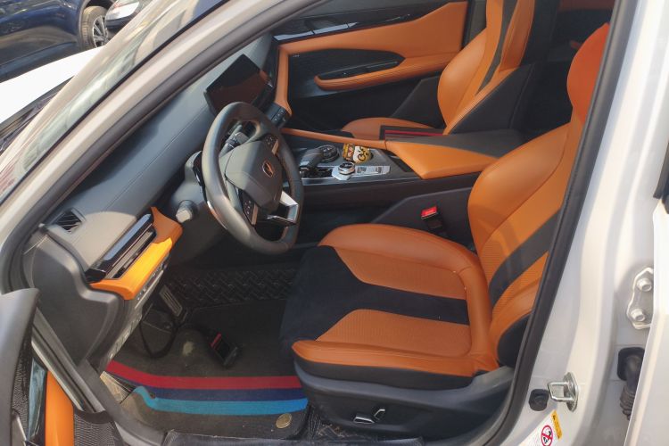 长安UNI-V 2023款 2.0T 领速版中控内饰19