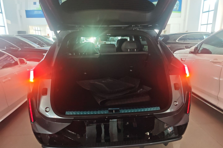 领克08 EM-P 2025款 245km 超长续航Halo局部细节23