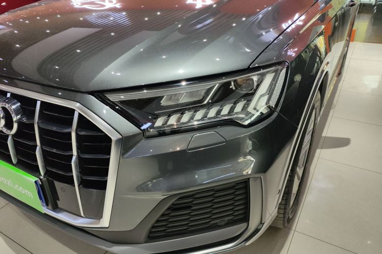 奥迪Q7 2021款 45 TFSI quattro S line运动型局部细节36