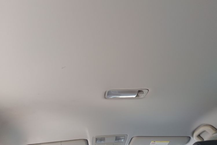 东风风神E70 2023款 500 智行版 磷酸铁锂 48.6kWh 120kW局部细节22