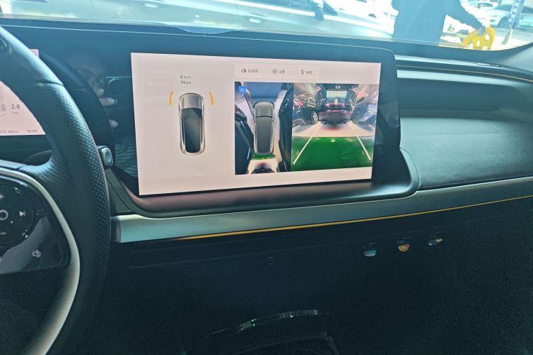 小鹏P7 2022款 480N+中控内饰16