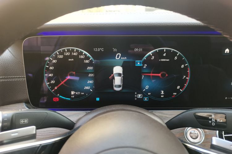 奔驰E级 2021款 E 300 L 时尚型中控内饰14