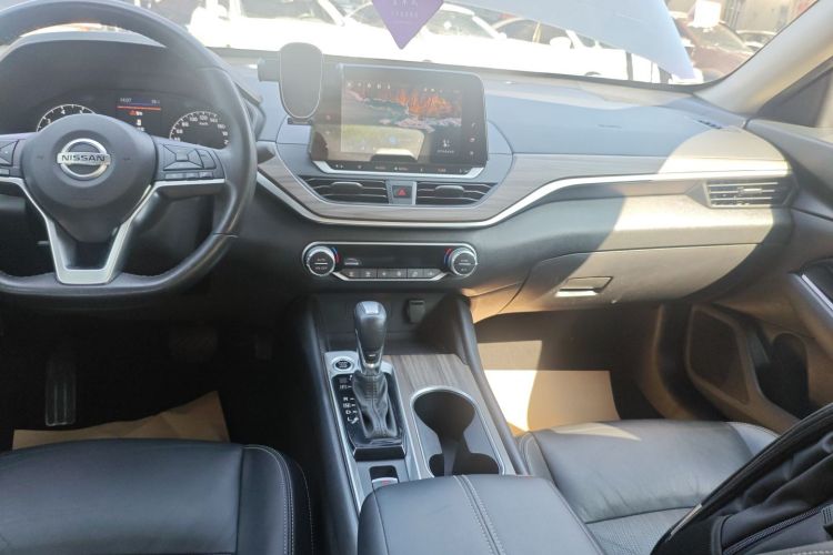 日产 天籁 2021款 2.0L XL 舒适版中控内饰16