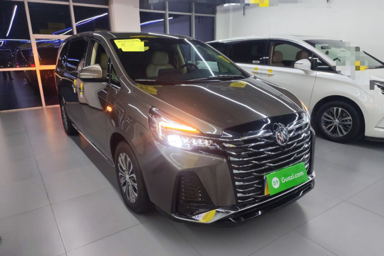 别克GL8 2023款 改款 陆上公务舱 豪华型车身外观6002