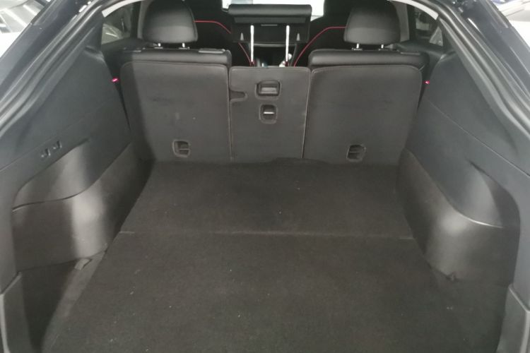 特斯拉 Model Y 2021款 长续航全轮驱动版机舱底盘23