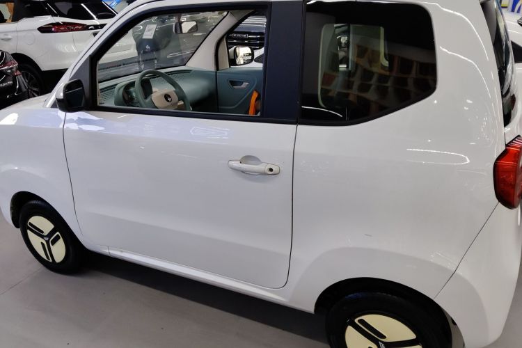 凌宝汽车 凌宝uni 2022款 微甜版车身外观4