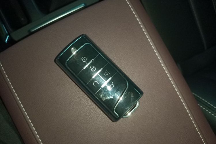 广汽传祺 传祺M6 2023款 PRO 270T DCT豪华版中控内饰7001