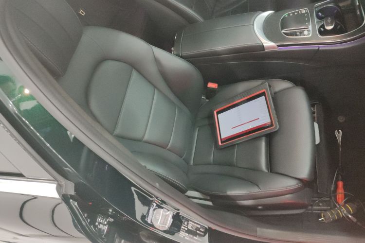 奔驰C级 2020款 改款 C 260 L 运动版局部细节41