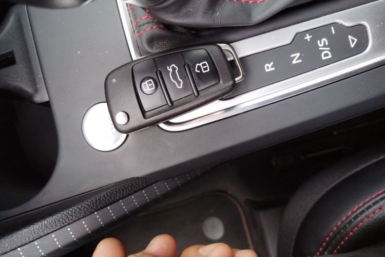 奥迪Q2L 2023款 35TFSI 豪华动感型中控内饰11