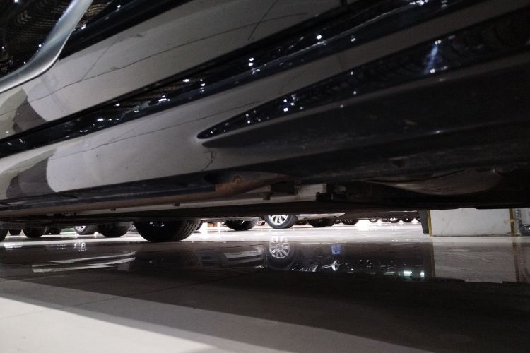 岚图汽车 岚图追光 2024款 PHEV 四驱超长续航行政版局部细节9001