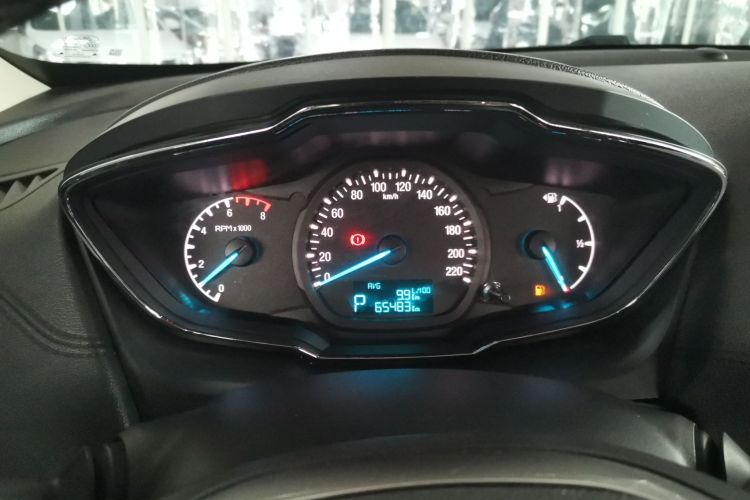 福特 福睿斯 2017款 幸福版 1.5L 自动时尚型中控内饰14