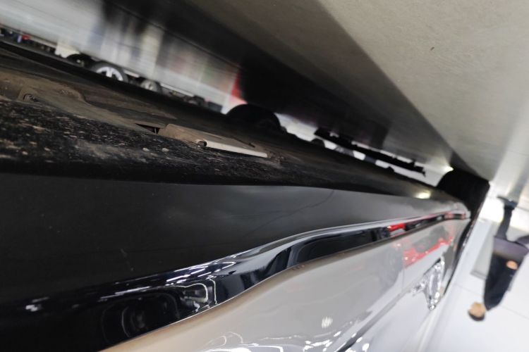 腾势Z9GT 2024款 1100四驱Ultra版局部细节9002