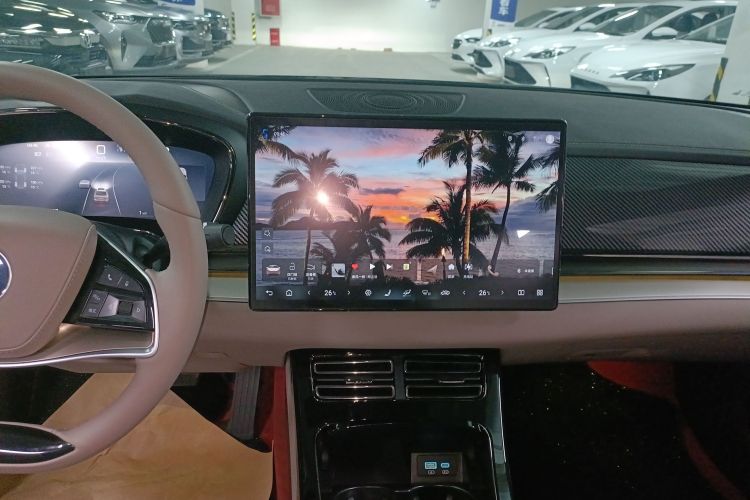 比亚迪 汉 2025款 EV 智驾版 506KM尊贵型中控内饰16