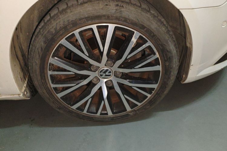 一汽-大众CC 2016款 300TSI 25周年纪念版车身外观6007