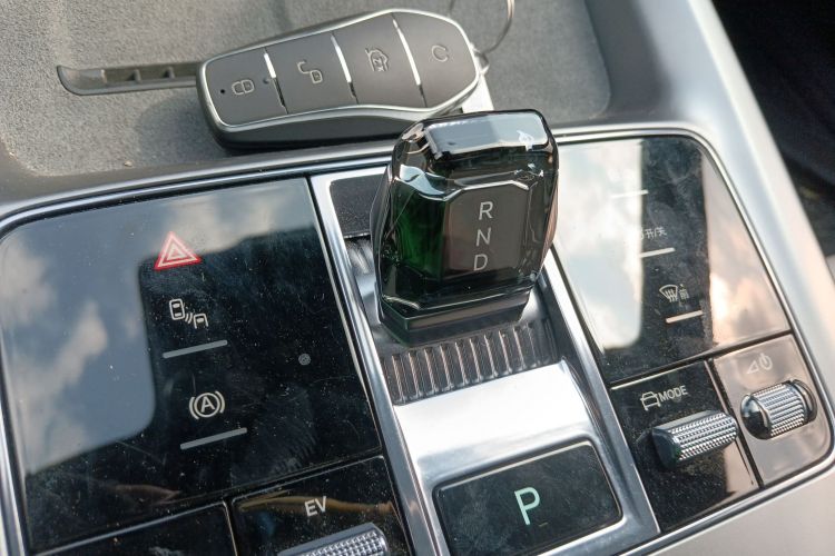 比亚迪 海豹07 DM-i 2025款 DM-i 1.5L 125km 豪华型局部细节18