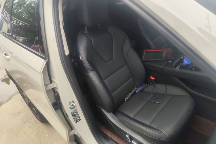 哈弗枭龙MAX 2025款 Hi4 165 Plus 长续航版局部细节41