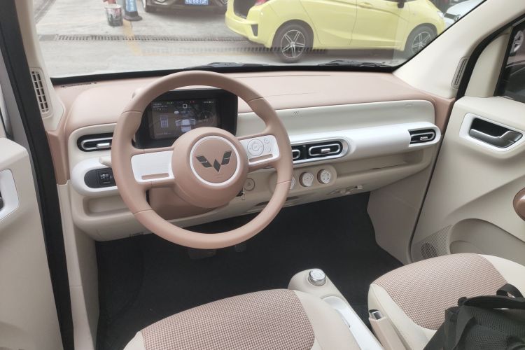 五菱汽车 宏光MINIEV 2024款 第三代 215km 青春版中控内饰12