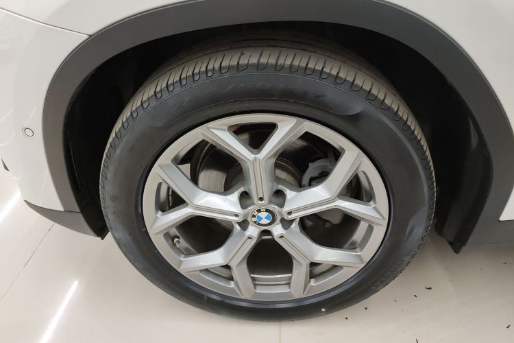 宝马X3 2021款 改款 xDrive28i 豪华套装车身外观6007