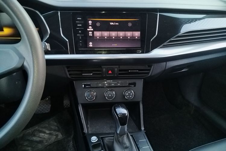 大众 帕萨特 2022款 280TSI 商务版中控内饰16