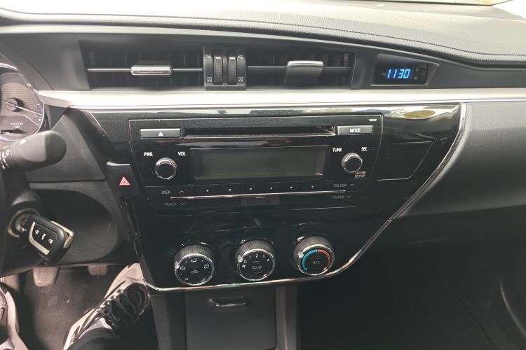 丰田 卡罗拉 2017款 改款 1.6L 手动GL中控内饰16