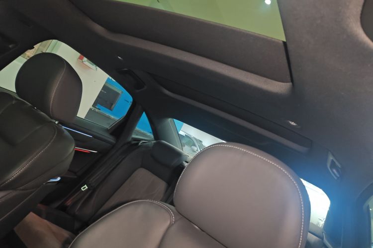 奥迪A6L 2023款 改款 45 TFSI quattro 臻选动感型局部细节22