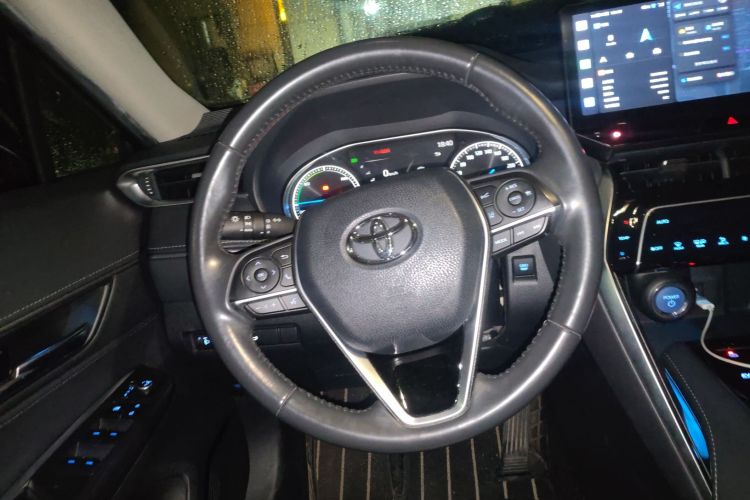 丰田 凌放HARRIER 2022款 双擎 2.5L CVT两驱豪华版中控内饰13