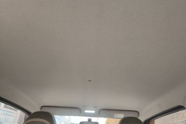 吉利银河 2025款 210km 熊猫骑士中控内饰22