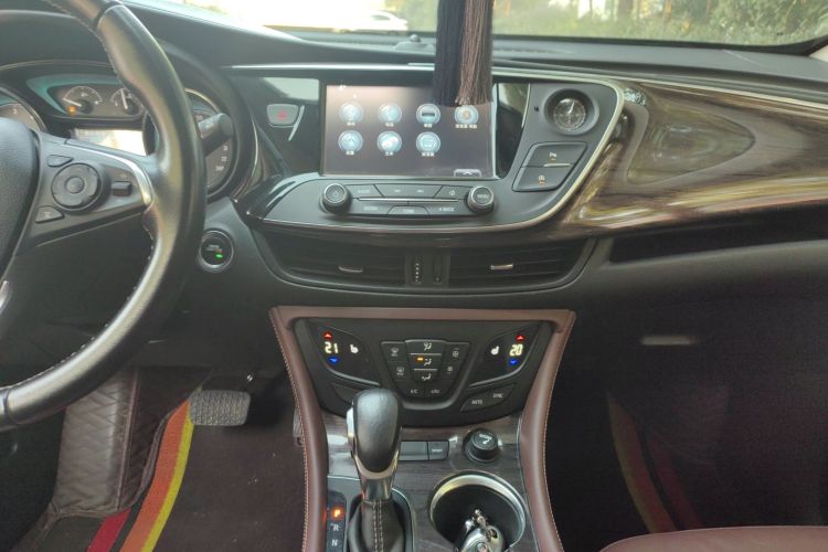 别克 昂科威 2017款 28T 四驱精英型中控内饰16