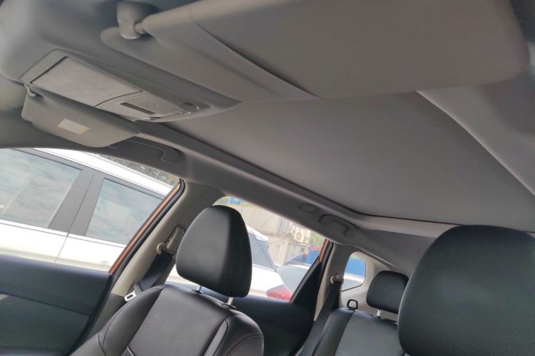 日产 奇骏 2014款 2.5L CVT领先版 4WD局部细节22