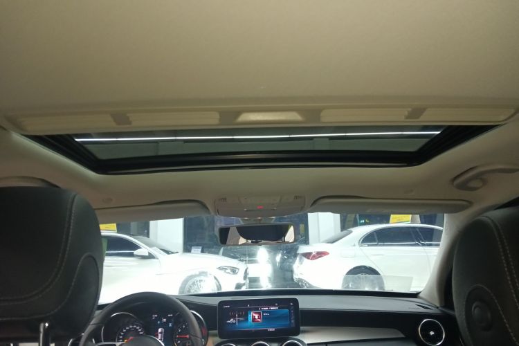 奔驰C级 2019款 C 180 L 时尚型运动版中控内饰22