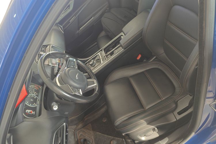 捷豹XEL 2018款 2.0T 250PS 尊享版中控内饰19