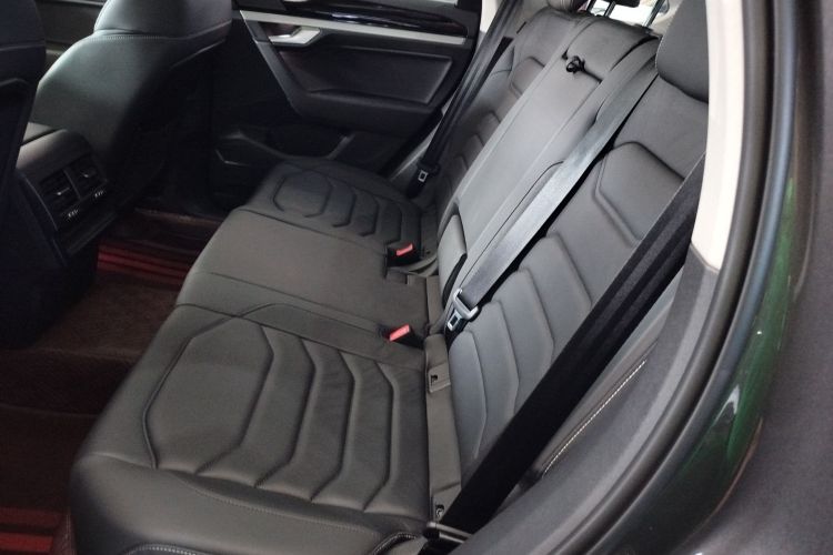 大众 途锐 2021款 2.0TSI 领航特别版中控内饰21