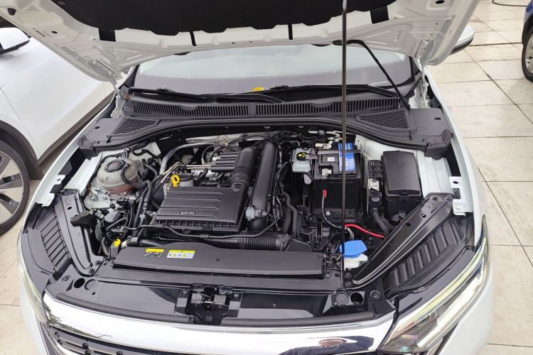 大众 速腾 2023款 200TSI DSG超越版机舱底盘24