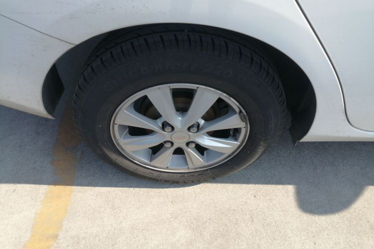 雪佛兰 2015款 赛欧3 1.3L AMT理想版车身外观6008