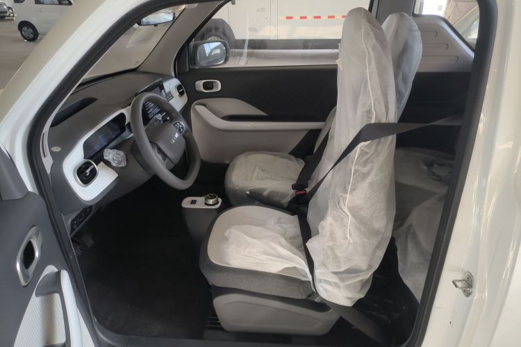 吉利银河 熊猫 2025款 210km 元气熊中控内饰19