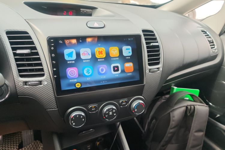 起亚K3 2016款 1.6L 自动GLS中控内饰16