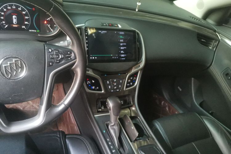 别克 君越 2013款 2.0T SIDI 智享旗舰型中控内饰16