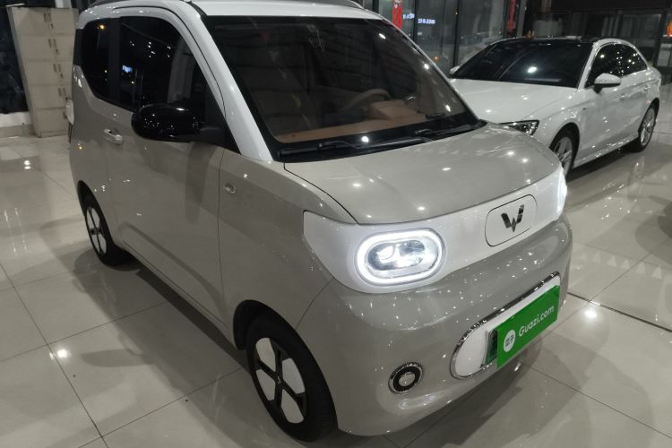 五菱汽车 宏光MINIEV 2024款 第三代 215km 进阶版车身外观3