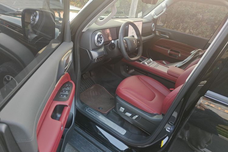 坦克300新能源 2025款 Hi4-T中控内饰7003