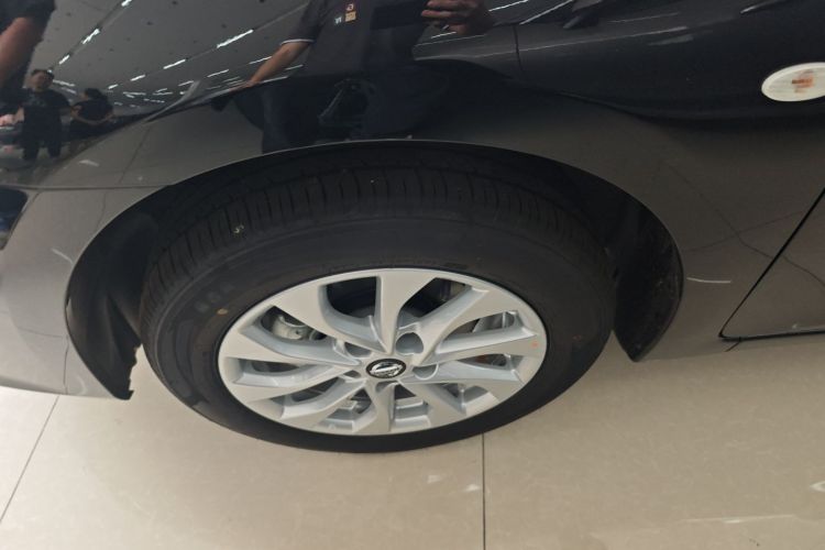 日产 轩逸 2024款 改款三 经典 1.6XE CVT舒适版车身外观6007