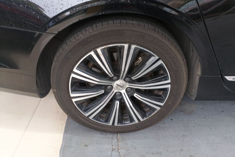 沃尔沃S90 2022款 B5 智逸豪华版车身外观6008