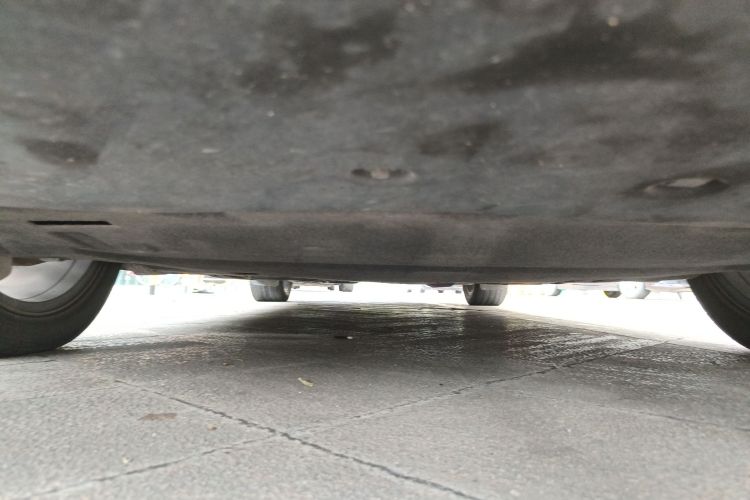 林肯大陆 2019款 2.0T 两驱尊耀版 国VI局部细节9008