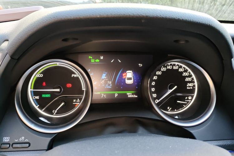 丰田 凯美瑞 2018款 双擎 2.5HG 豪华版中控内饰14