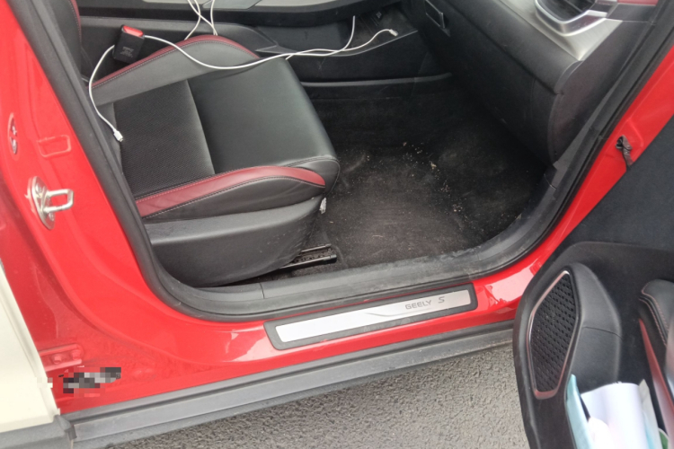 吉利汽车 缤越 2019款 运动款 260T DCT Battle 国VI局部细节9005