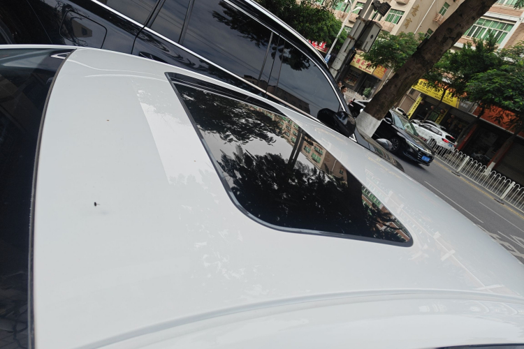 吉利汽车 帝豪 2023款 第4代冠军版 1.5L CVT尊贵型局部细节57