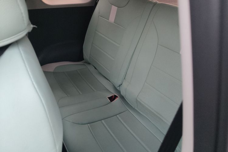 长安启源 长安Lumin 2023款 205km 香沁款中控内饰21