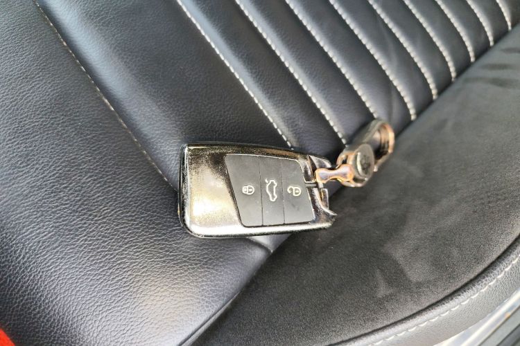 大众 迈腾 2020款 330TSI DSG 领先型中控内饰11